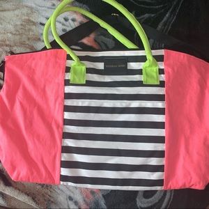Large over night tote with accessories bag